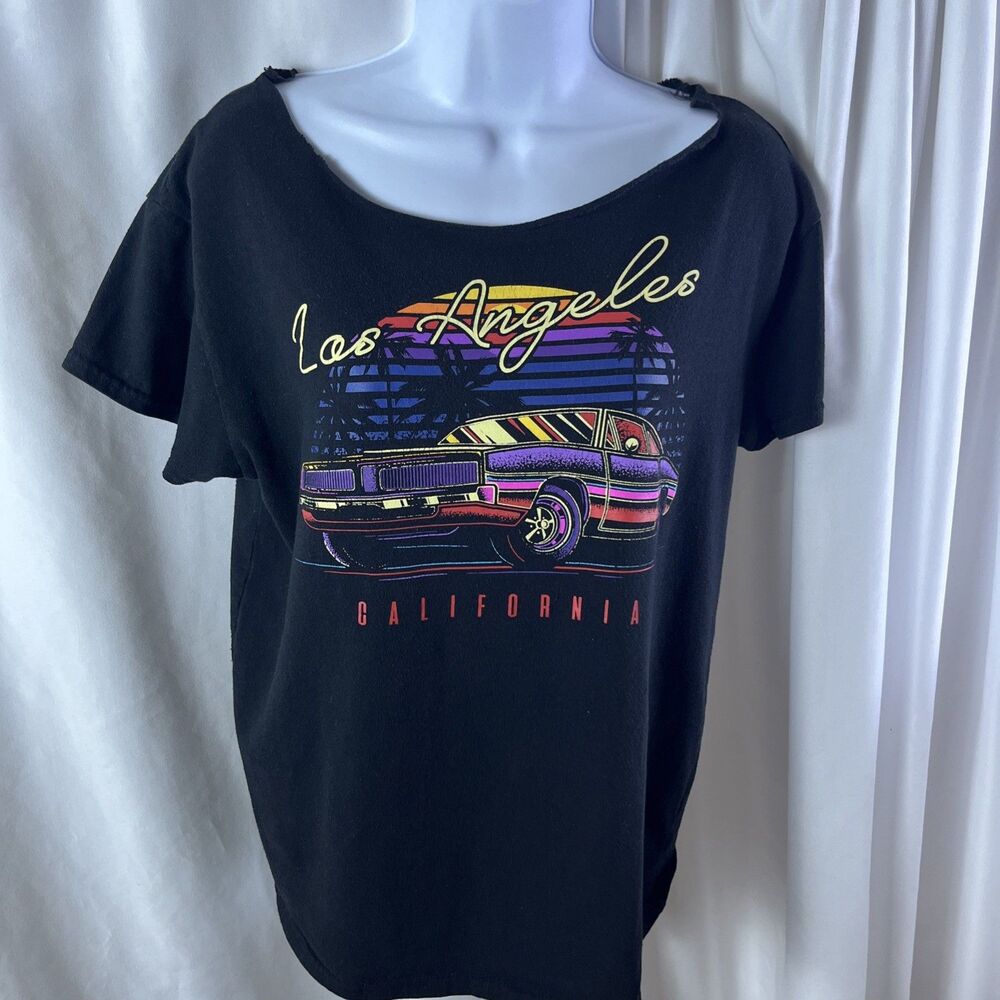 Brisco Bands Women’s Los Angeles California Graphic Tee Size M Neon Muscle Car